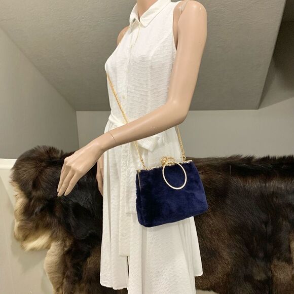 Handmade Genuine Shearling, Chic Design Kisslock Wristlet Ring Bag/Crossbody - Picture 14 of 17
